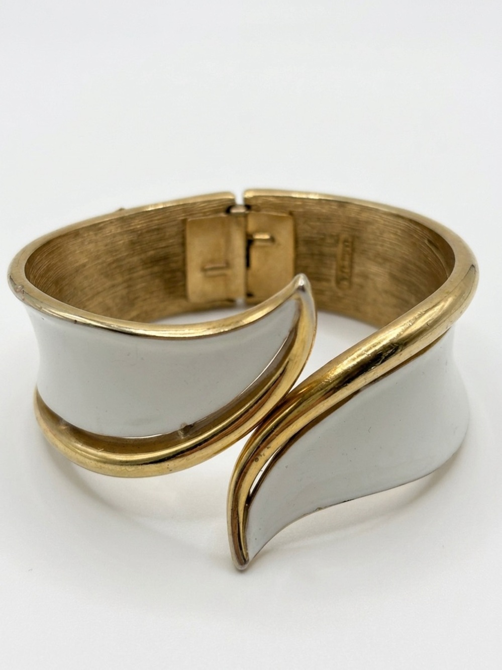 Vintage Crown Trifari Gold-Tone White Enamel Overlapping Hinged Cuff Bracelet